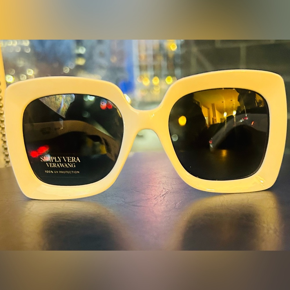 Simply Vera Vera Wang Ivory Sunglasses
